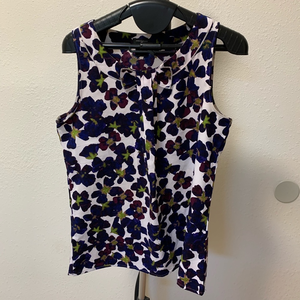 Ann Tyler floral bowknot sleeveless top